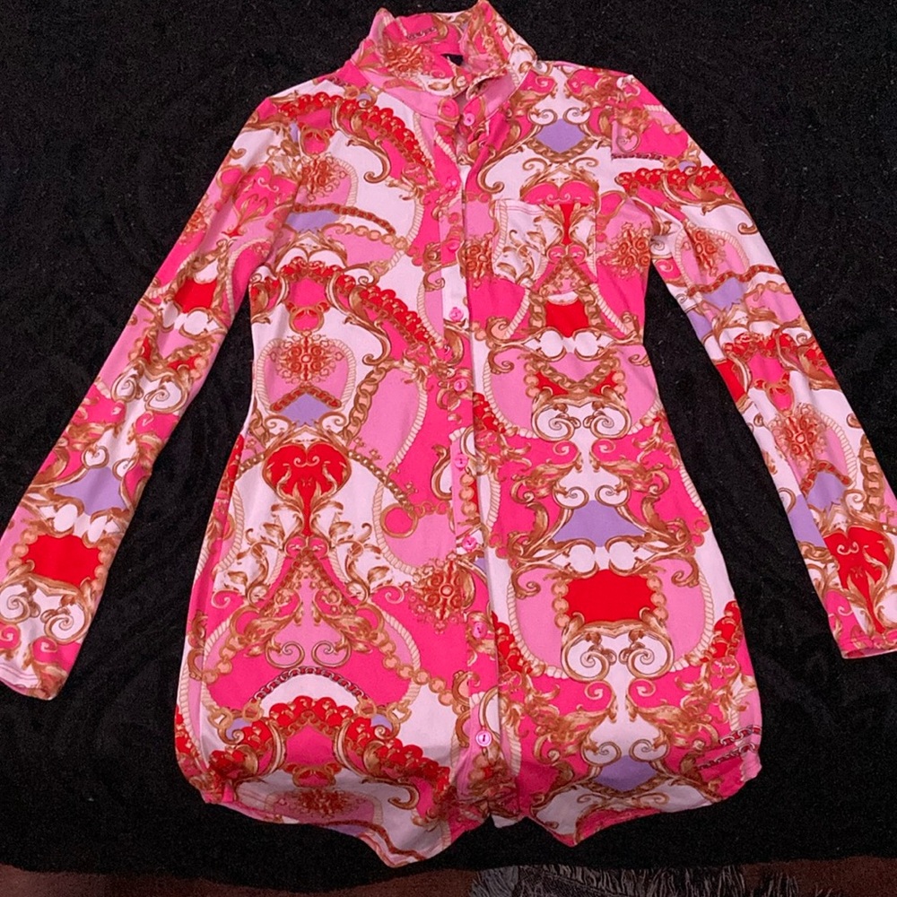 I am selling this mauve multi-color dress. Size:Medium,, brand:Julia.